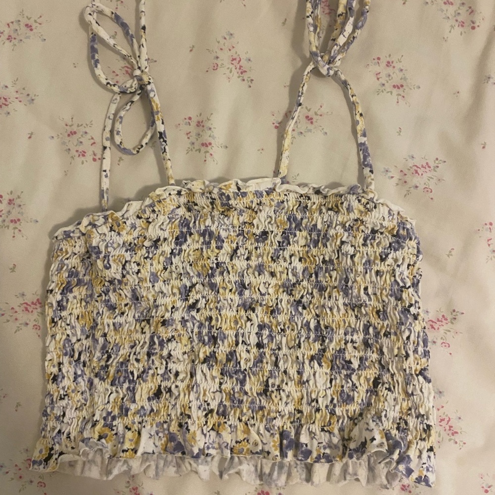 Wild fable ruffle ribbed floral crop top